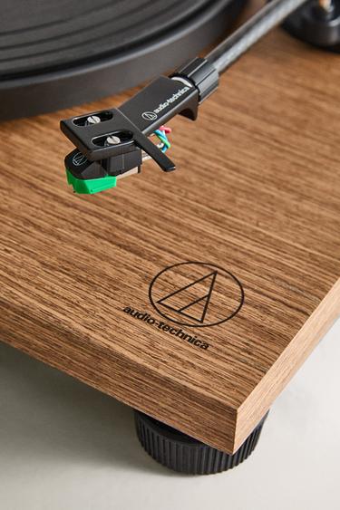 PLATINE VINYLE MANUELLE À ENTRAÎNEMENT PAR COURROIE, DE AUDIO TECHNICA - Marron de Zara - Image 3