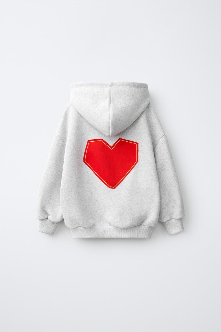BUZO CON CAPUCHA CON ESTAMPADO DE CORAZÓN 2