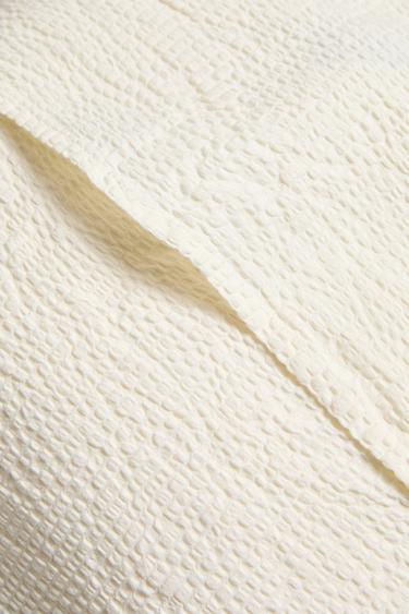 HOUSSE DE COUSSIN TEXTURÉE ENFANT - Vanille de Zara - Image 4