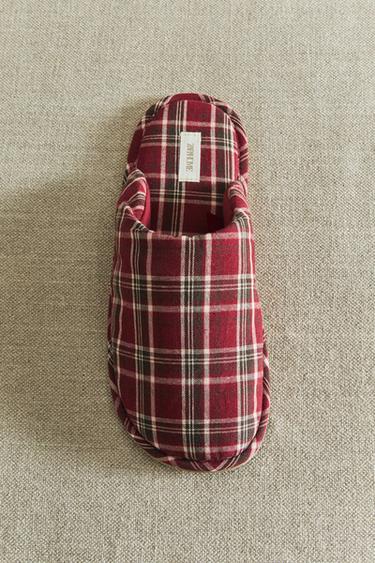 CHAUSSONS OUVERTS À L'ARRIÈRE COTON DE NOËL - Rouge de Zara