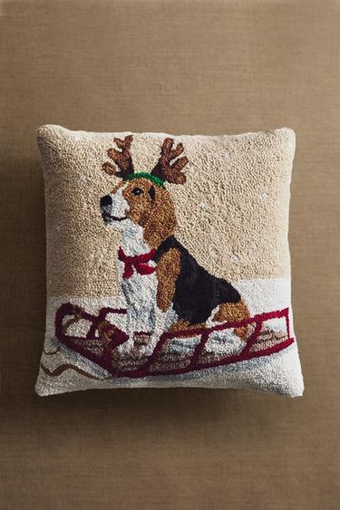 WOOL BLEND CHRISTMAS CUSHION COVER WITH SLEIGHING DOG - Ecru by Zara - Image 4