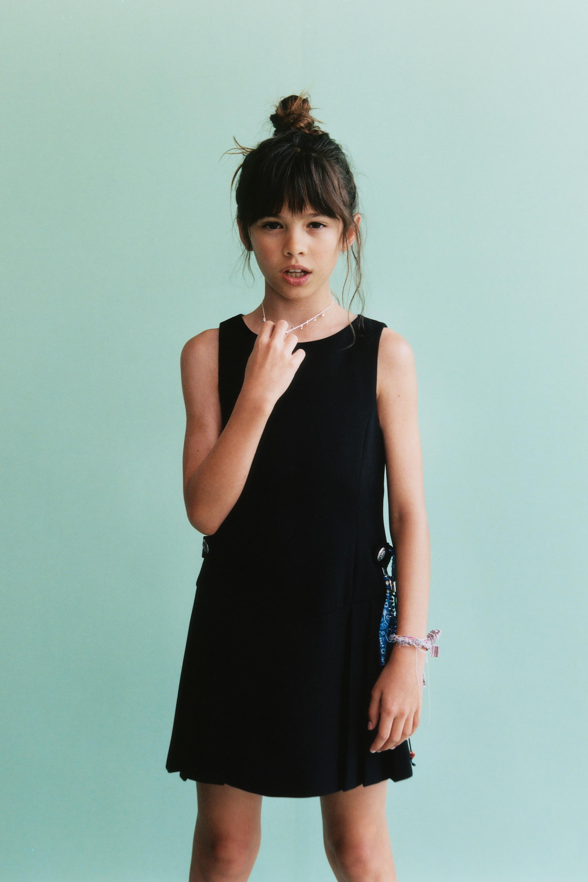 PLEATED DETAIL DRESS — Black