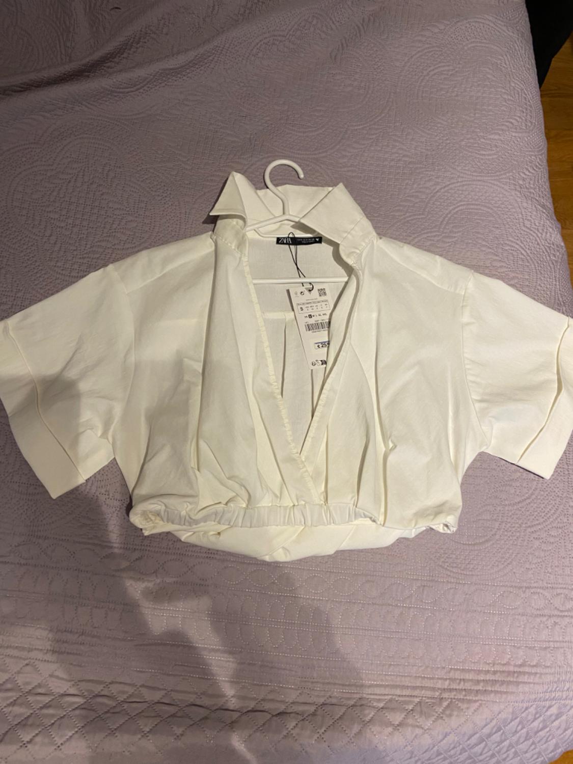CROPPED SHIRT