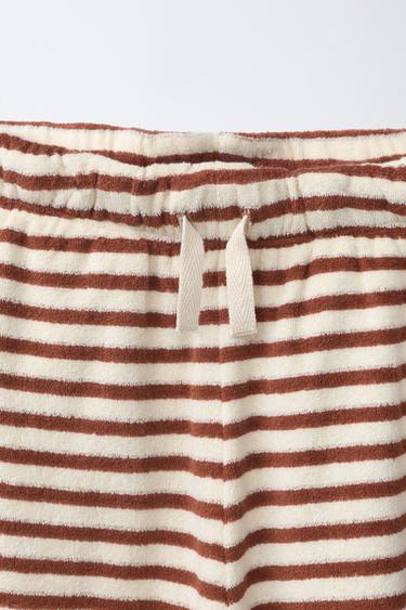 ENSEMBLE T-SHIRT ET BERMUDA À RAYURES EFFET ÉPONGE - marron/blanc de Zara - Image 6