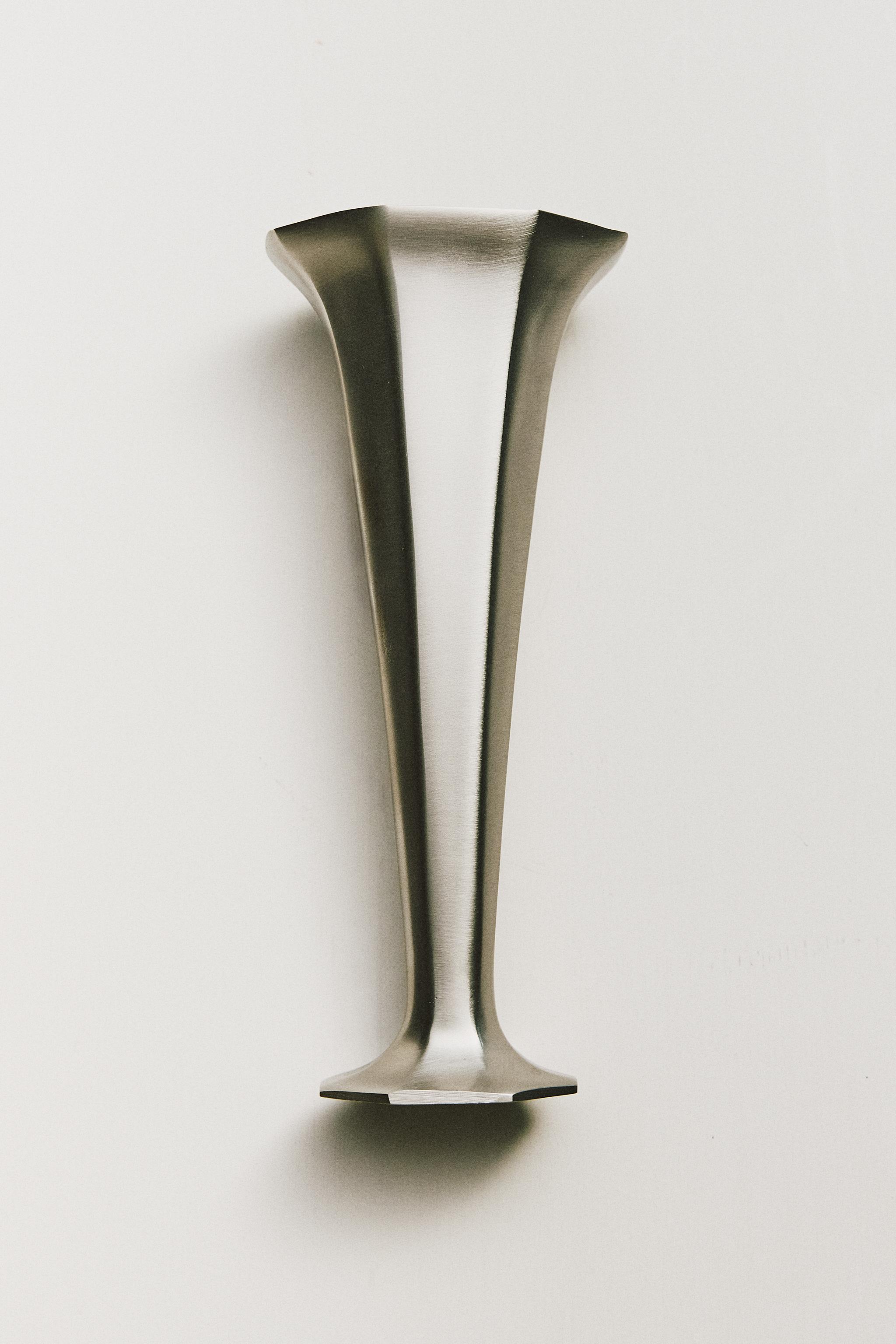 LARGE FACETED VASE | STUDIO MARY LENNOX