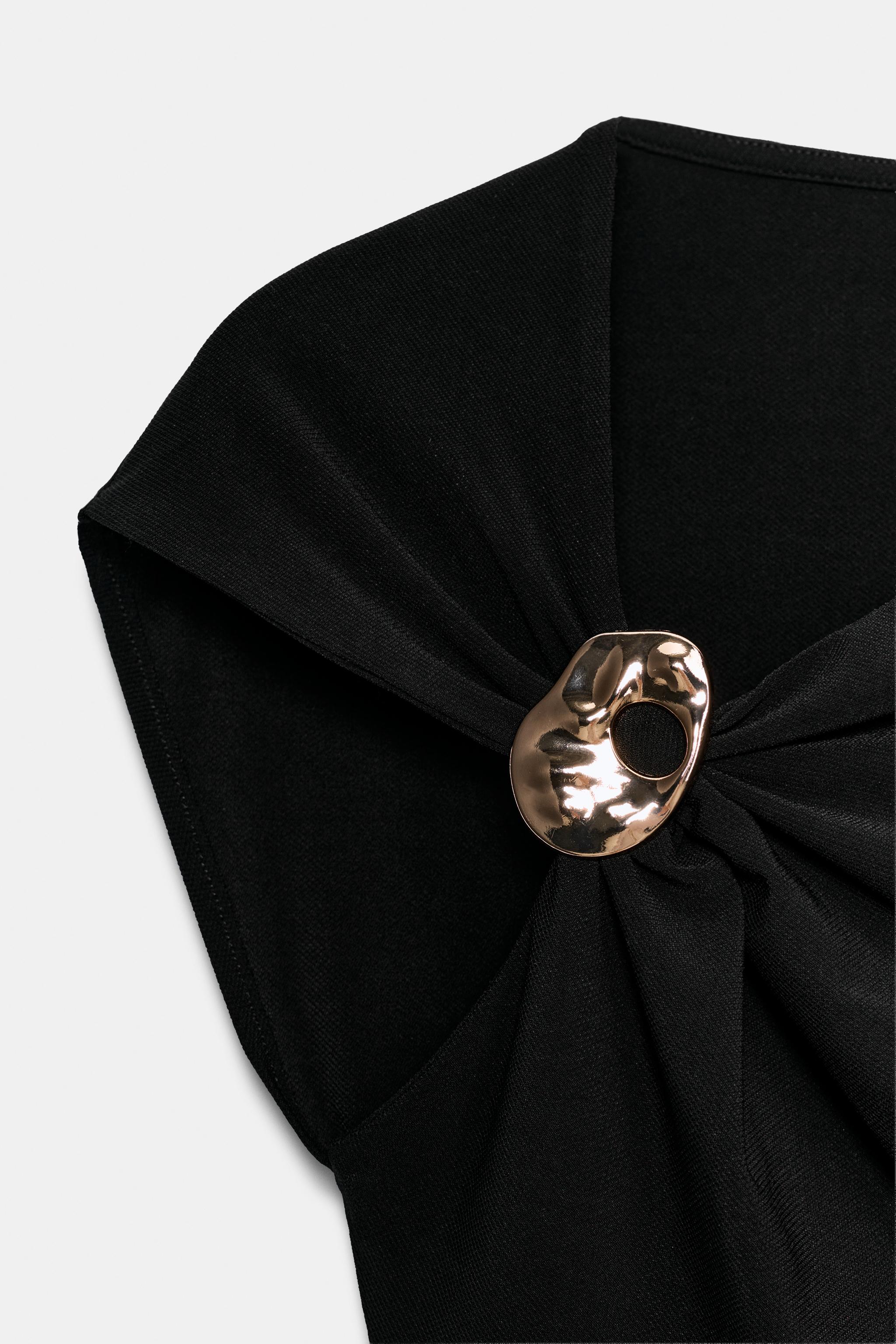 Zara METAL DETAYLI DRAPELİ TOP görsel 4