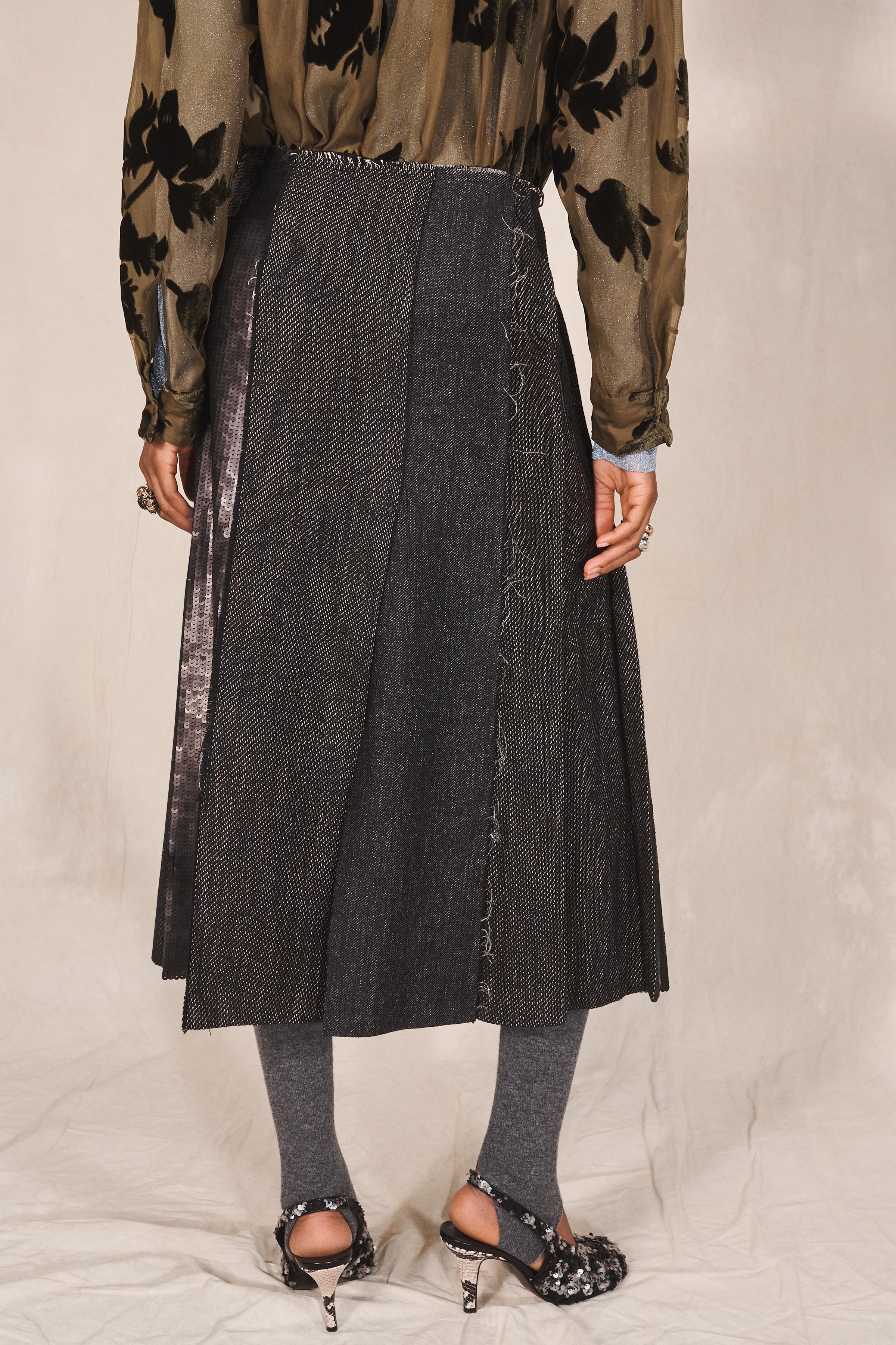 LIMITED EDITION SEQUIN MIXED FABRIC SKIRT