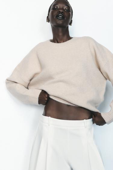 SOFT PLAIN KNIT SWEATER - Ecru by Zara