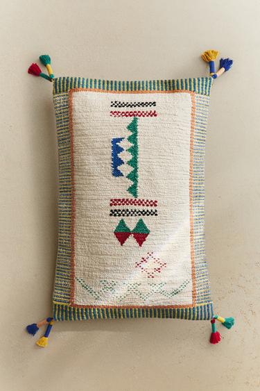 EMBROIDERED CUSHION COVER - Ecru by Zara