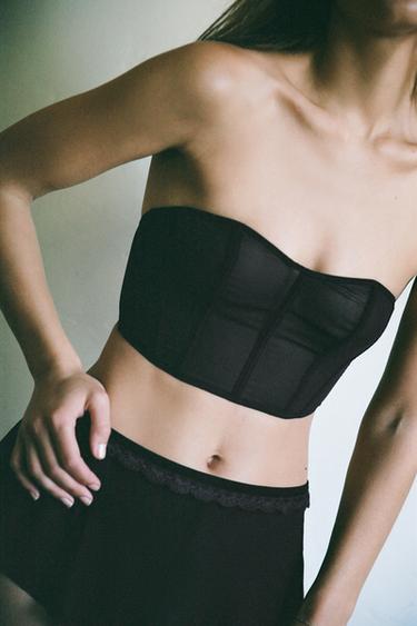 SHORTS ممزوج بكروشية - أسود by Zara