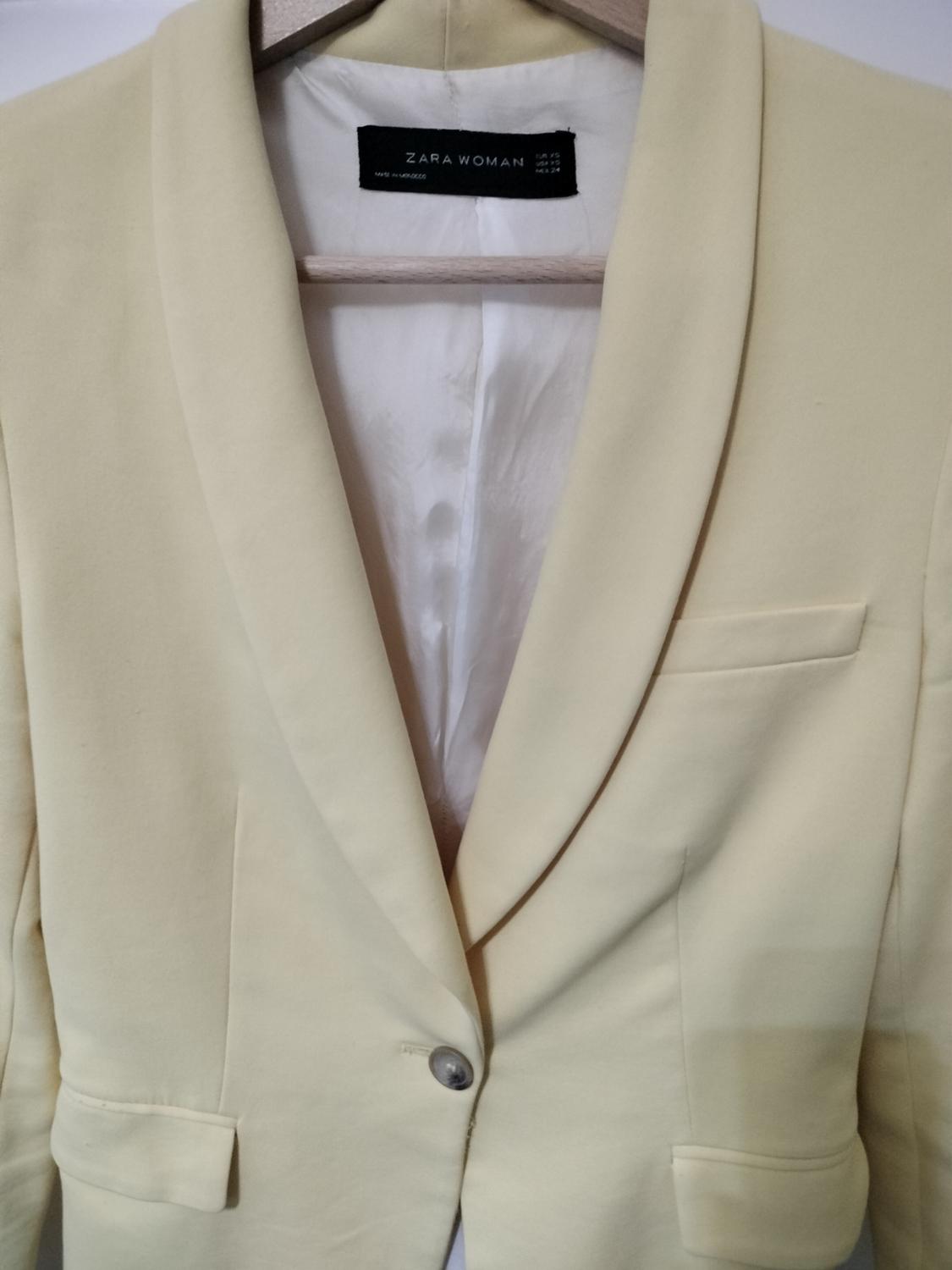 BLAZER AMARILLA - Image 3