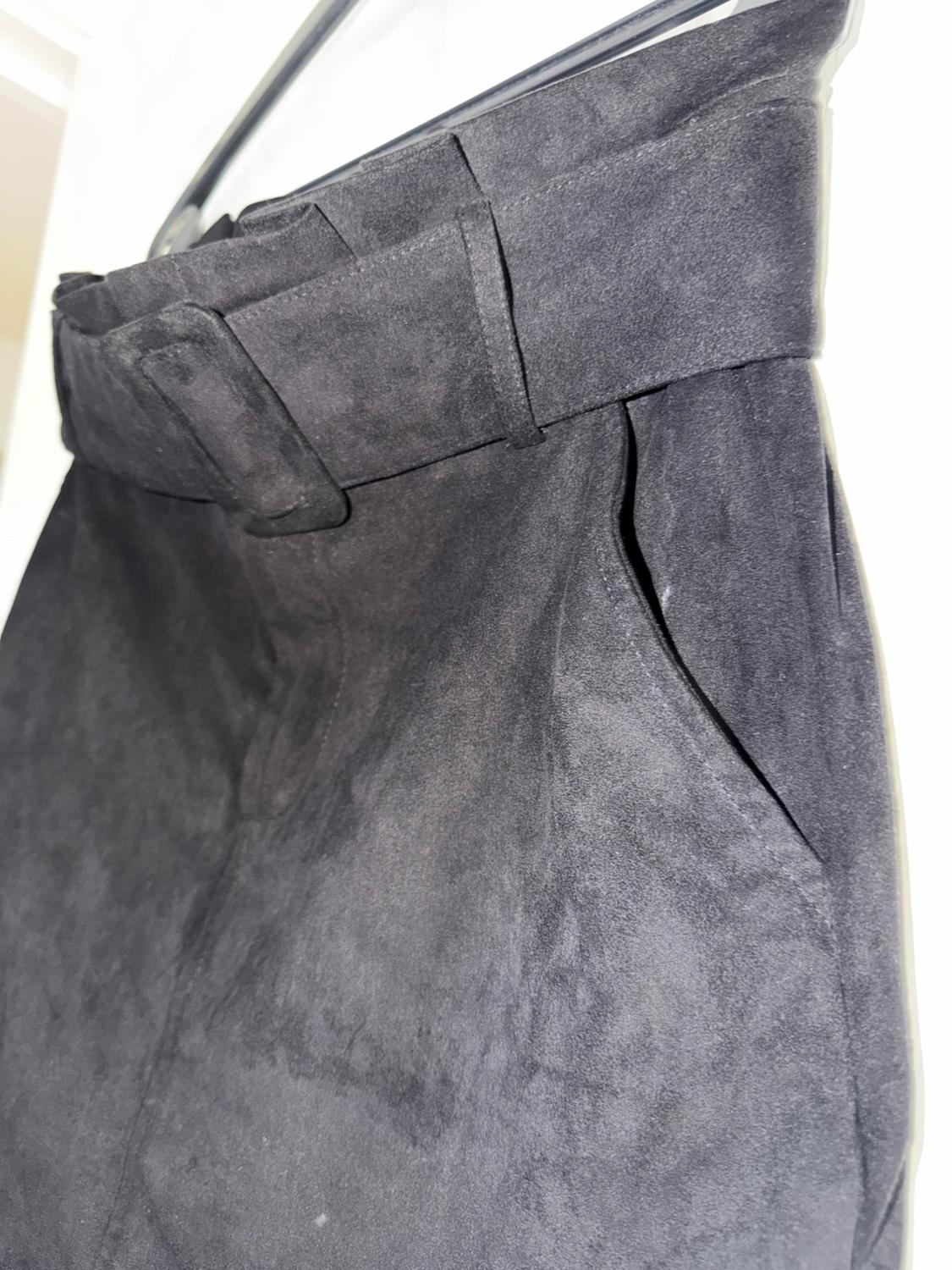 SKIRT WITH BELT - Image 4