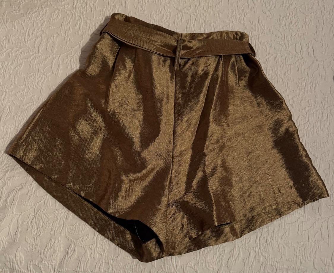 BERMUDA SHORTS WITH BELT - Image 4