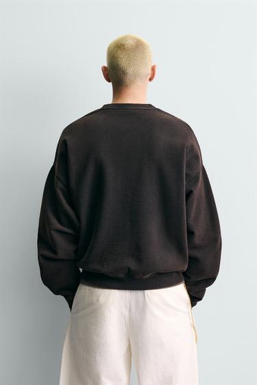 SWEAT DÉLAVÉ À INSCRIPTIONS IMPRIMÉES - Noir de Zara - Image 2