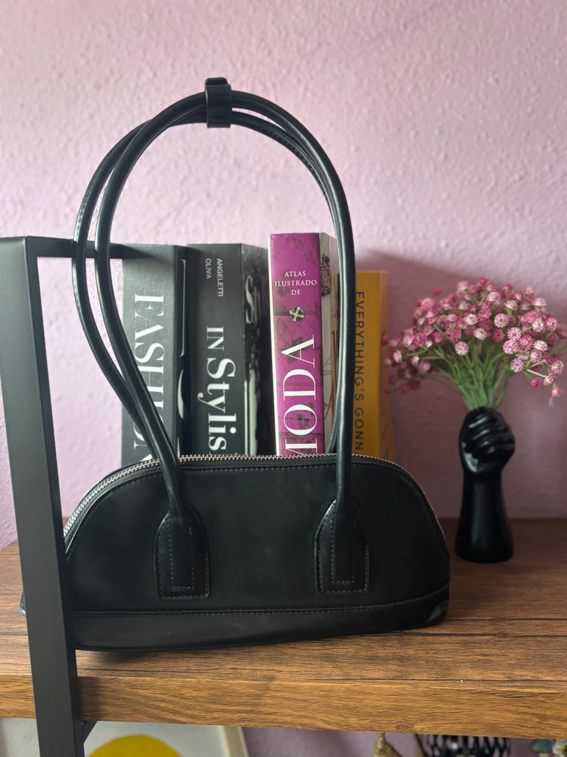 SHOULDER BAG WITH CONTRAST SEAMS - Image 2