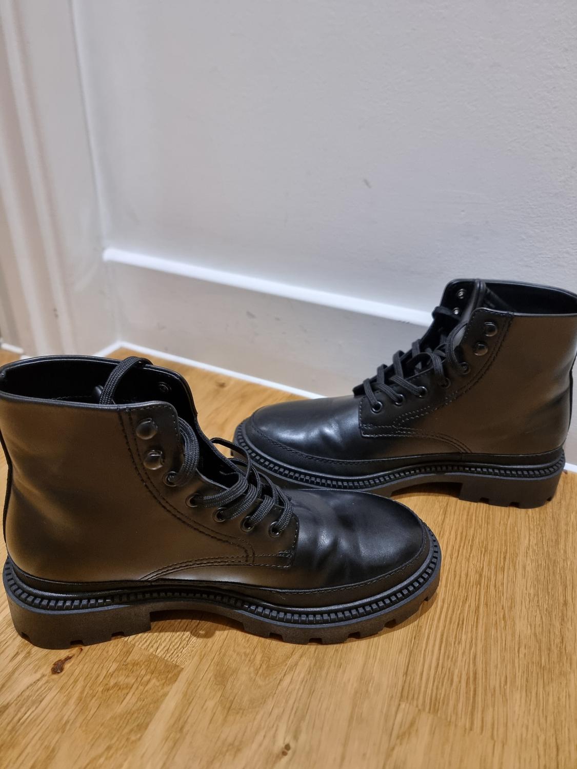 LACE-UP BOOTS - Image 2