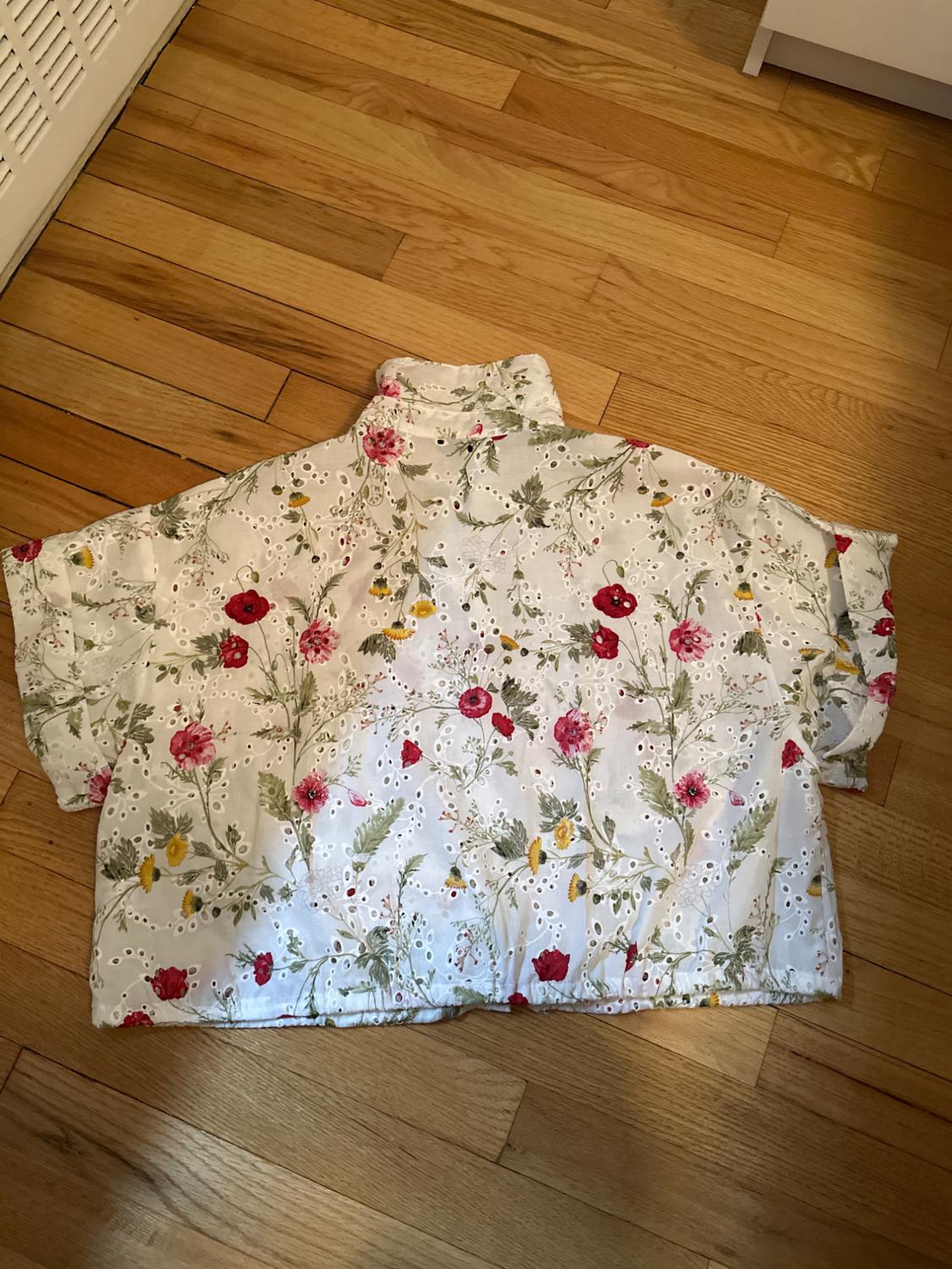 FLORAL PRINT SHIRT WITH PERFORATED EMBROIDERY - Image 3