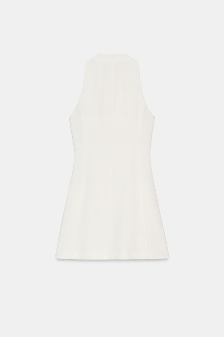 Vestido mini con botones de trenza 6