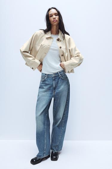 TRENCH CURTO COM BOTÕES - Bege da Zara