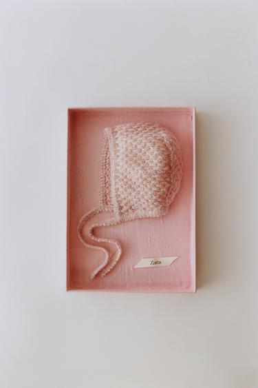 BONNET EN MAILLE AVEC LAINE - Rose pâle de Zara