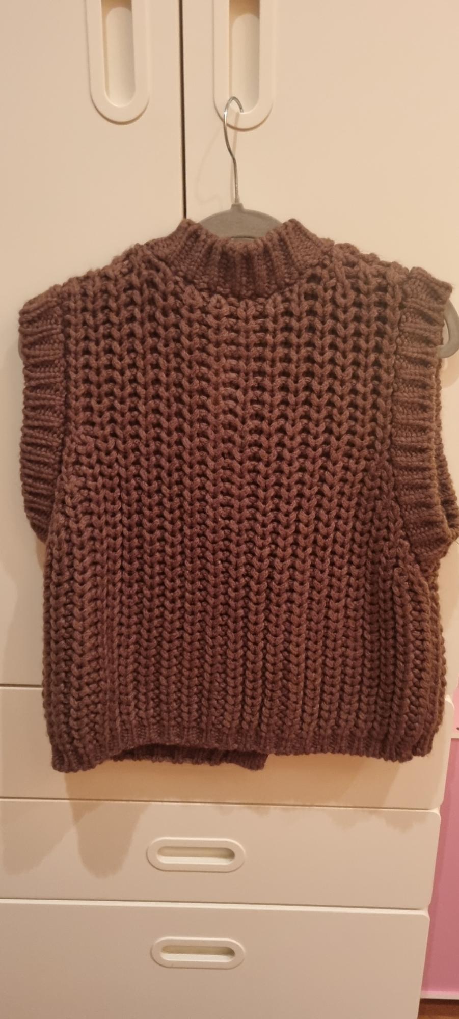 CHUNKY KNIT WAISTCOAT - Image 2