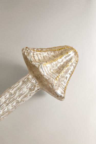 CHRISTMAS MUSHROOM CLIP DECORATION - Gold by Zara - Image 2