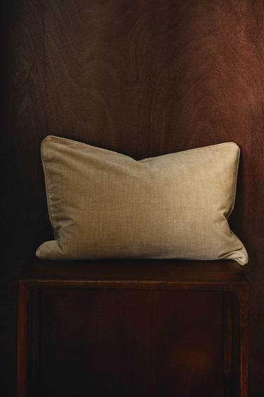 VELVET THROW PILLOW COVER — Cornflower blue 1