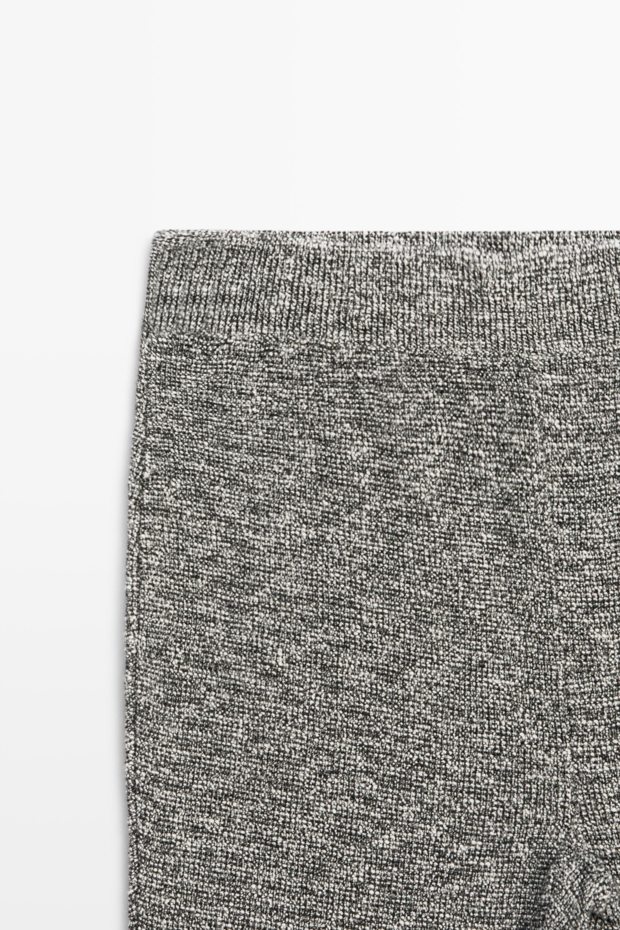Flowing speckled pants for a total look — Gray marl
