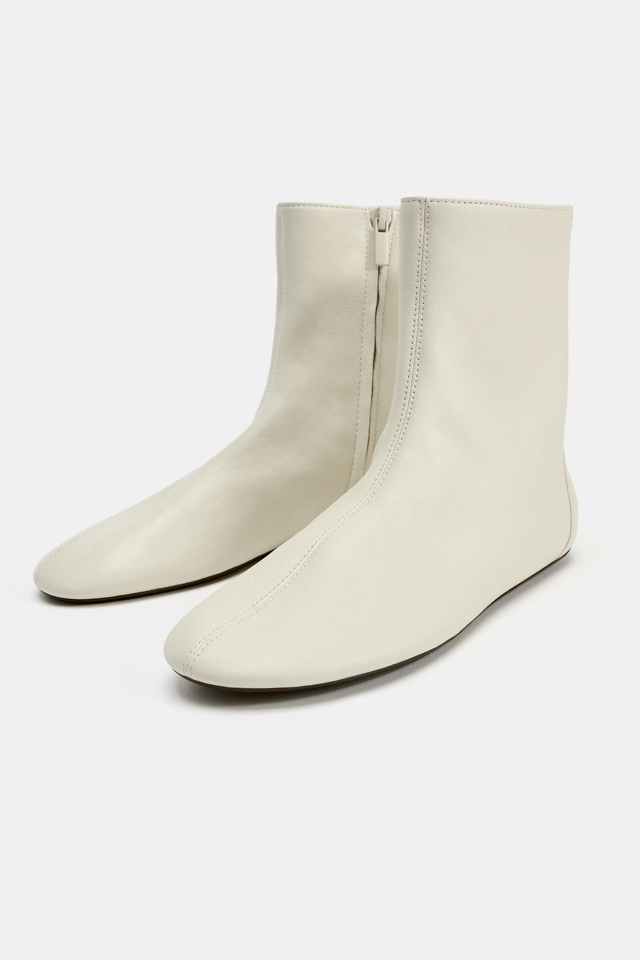 SOFT LEATHER FLAT ANKLE BOOTS
