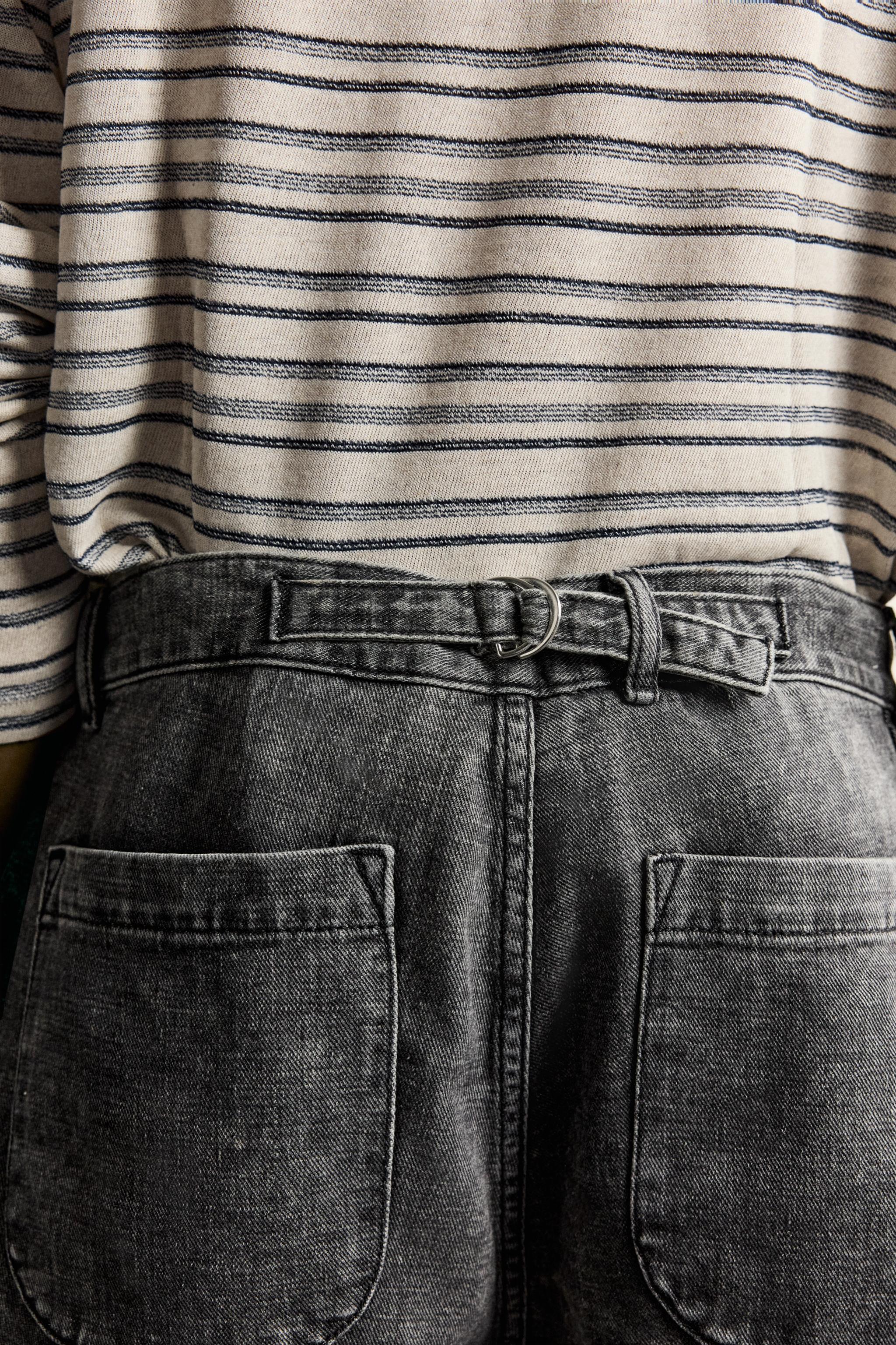 ACID WASH DENIM SHORTS