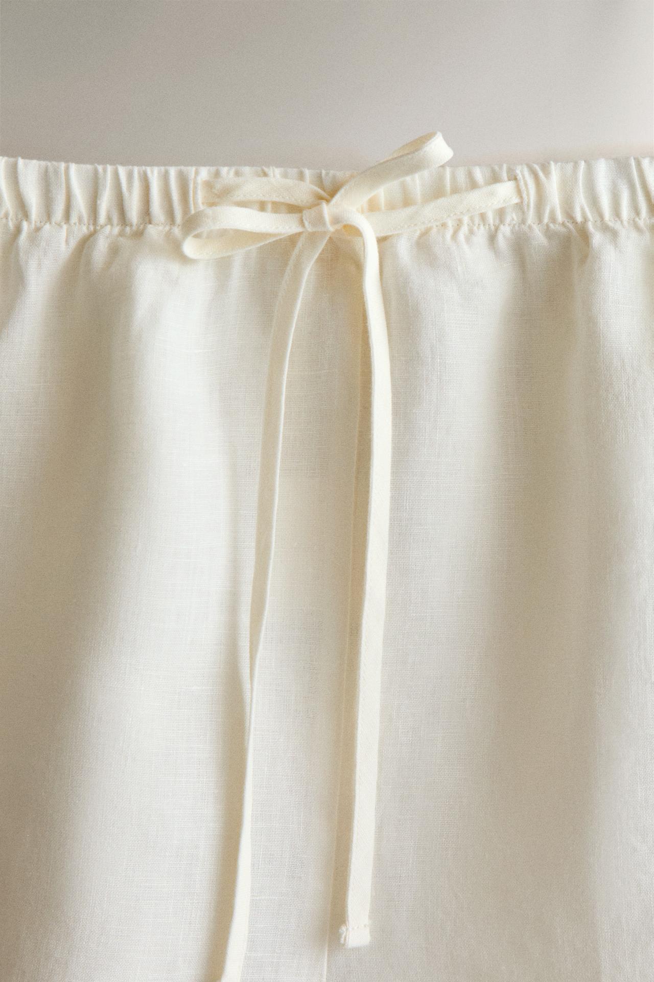 LINEN SHORTS — Ecru