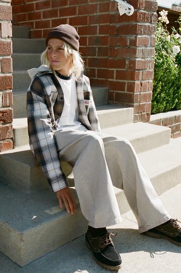 KARIERTES OVERSHIRT MIT ABNEHMBARER FLEECEKAPUZE - Braun von Zara