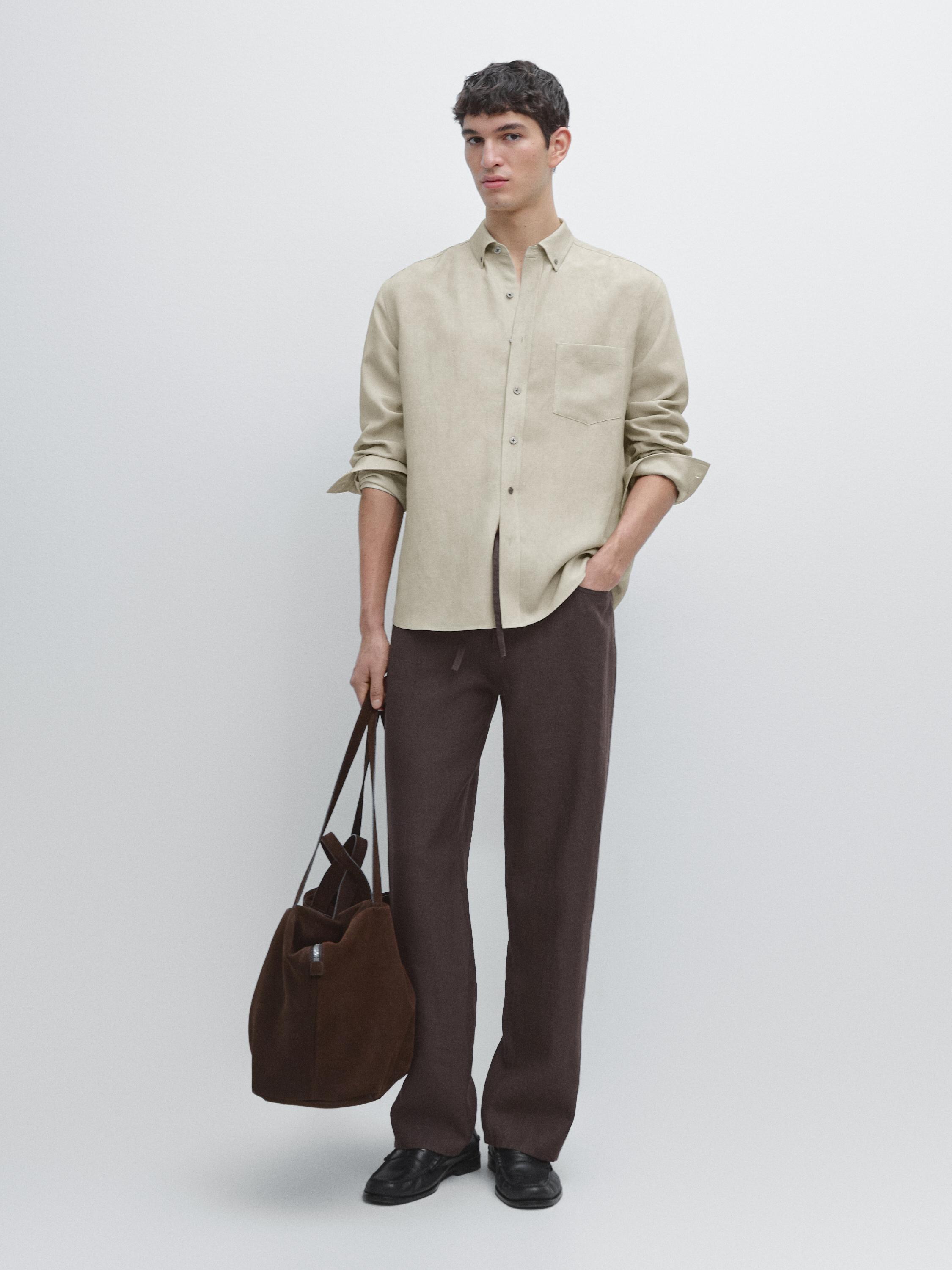 Flowing shirt with pocket