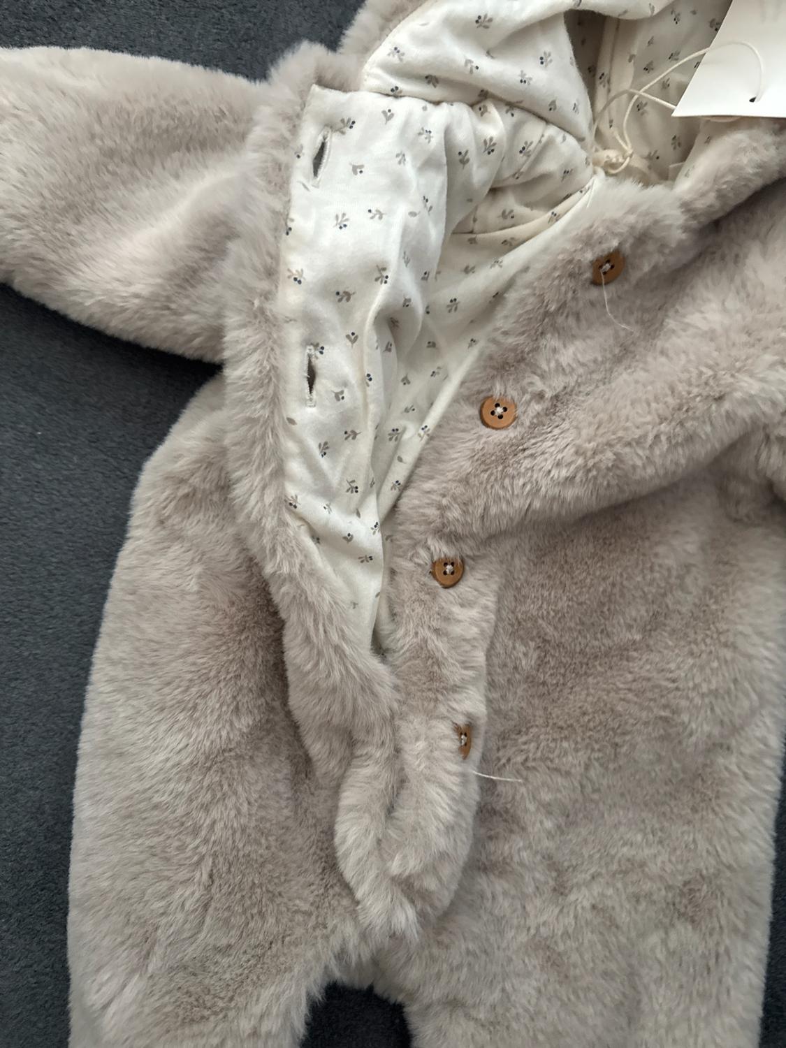 FAUX FUR HOODIE ROMPER - Image 5