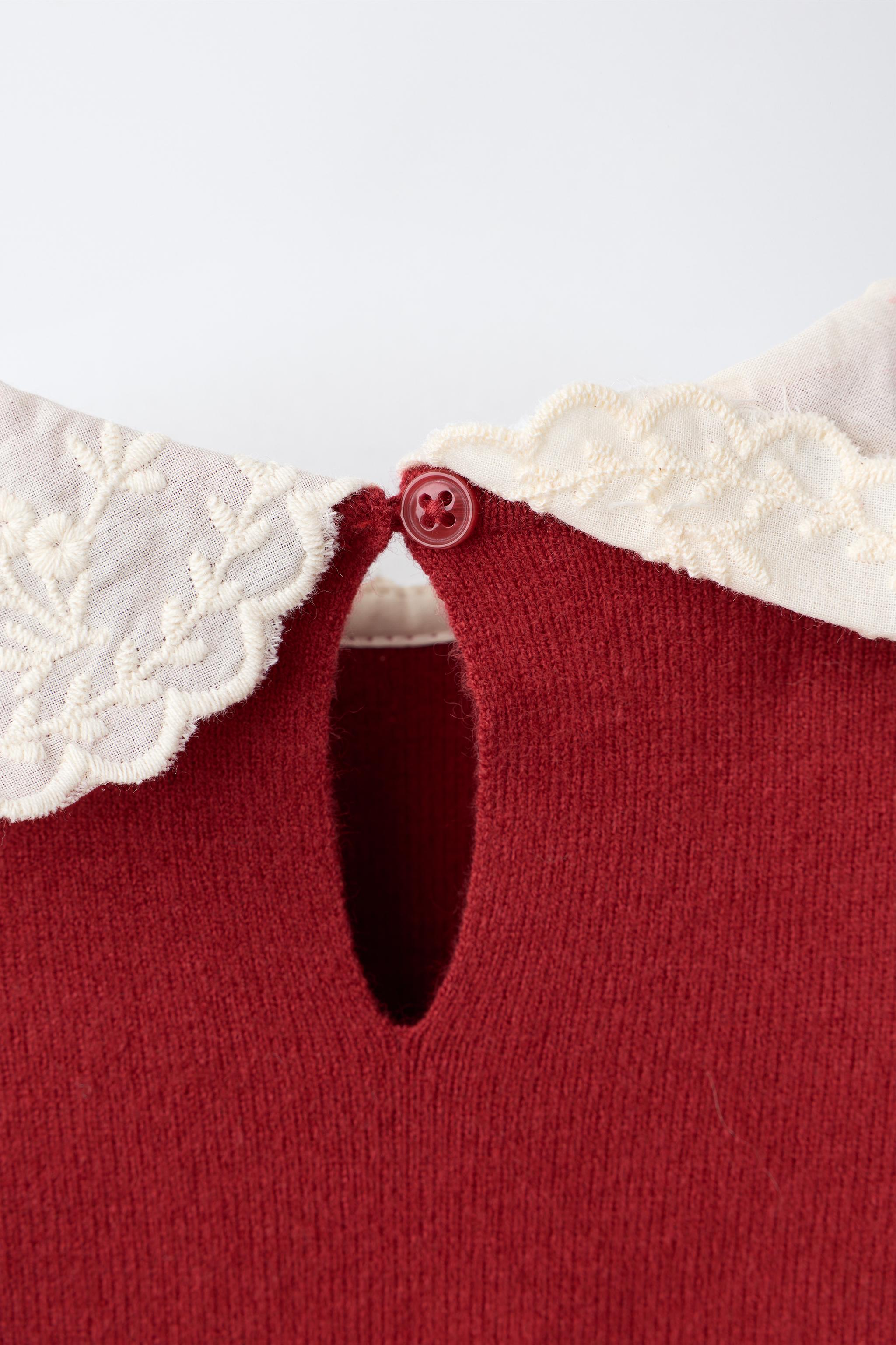 PULL EN MAILLE COL BRODÉ DENTELLE