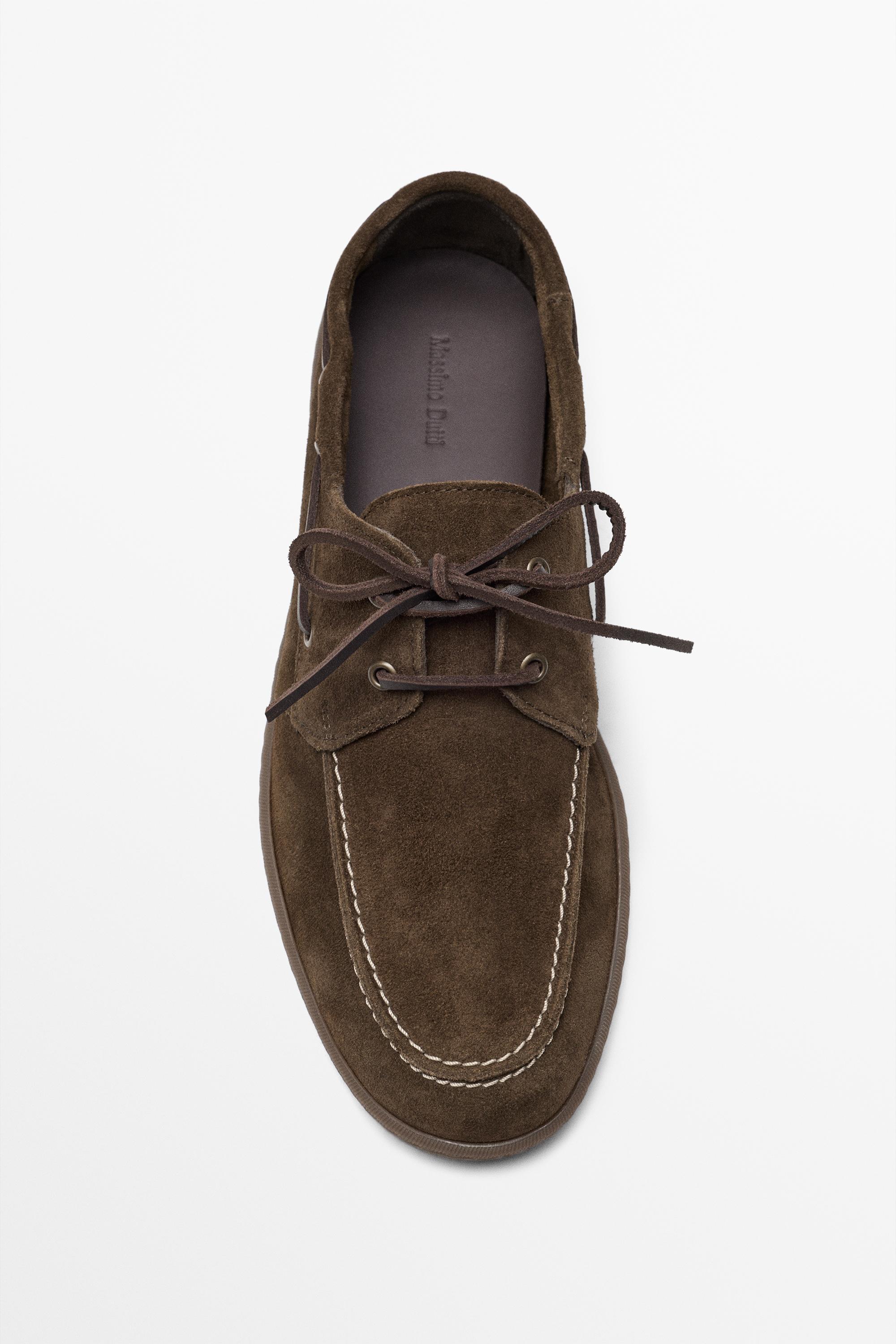 Chaussure bateau en cuir souple