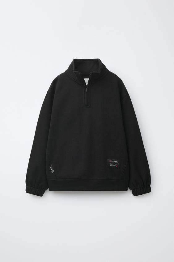 SUDADERA APLIQUE ETIQUETA - Negro de Zara - Imagen 0