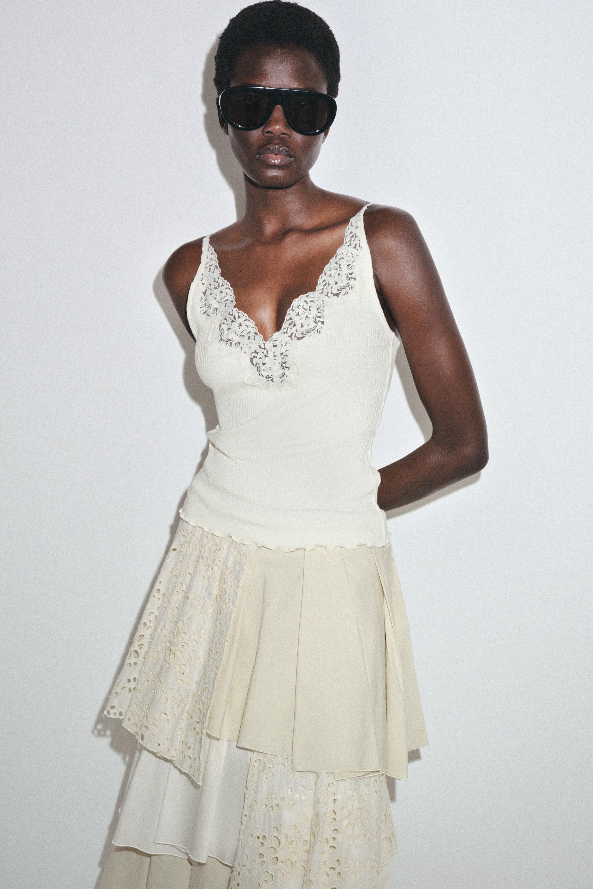 LACE RIB TOP