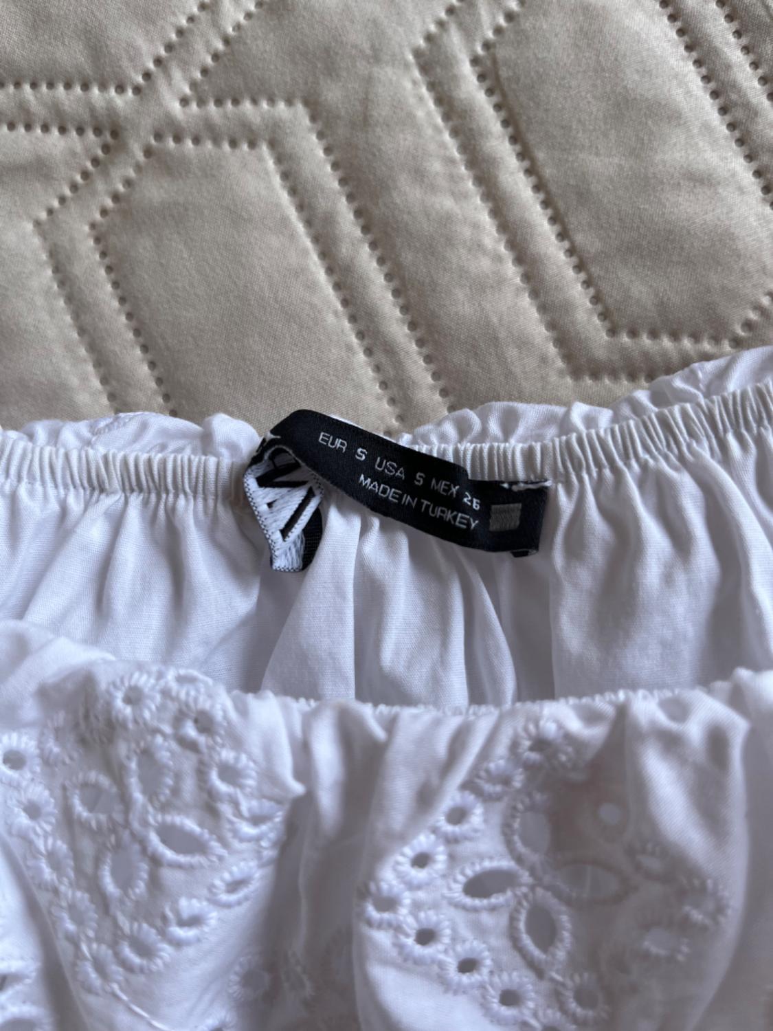POPLIN TOP WITH CUTWORK EMBROIDERY - Image 2