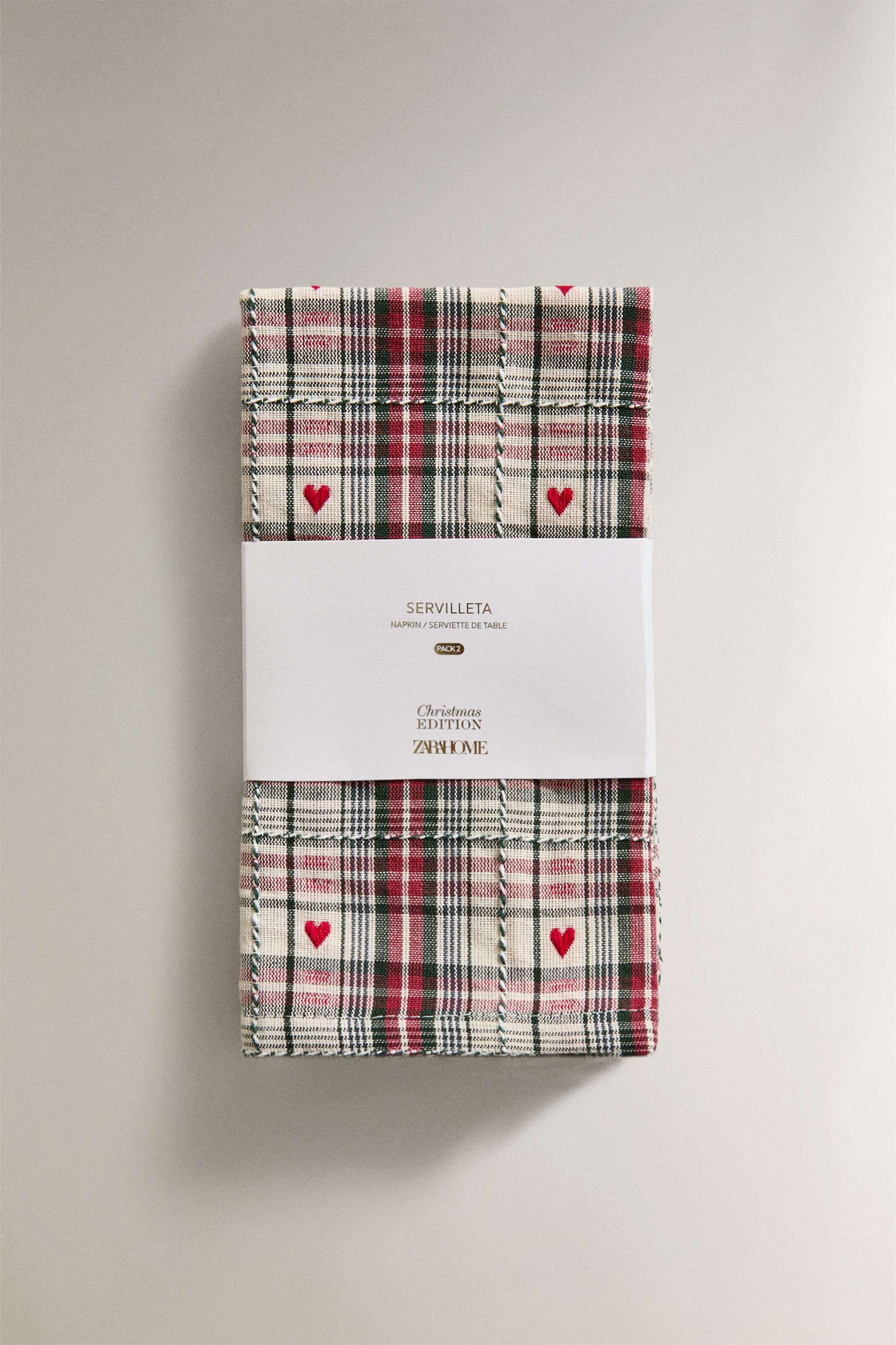 SET OF DYED THREAD CHRISTMAS HEART NAPKINS (SET OF 2)