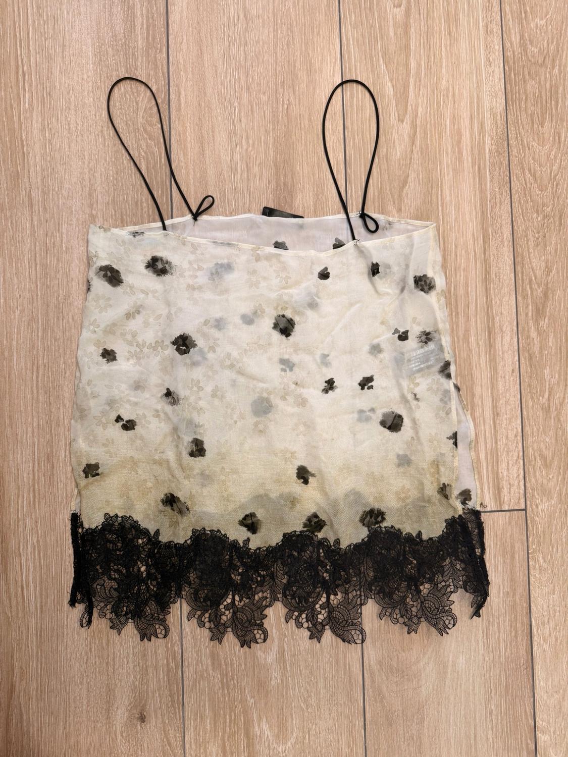 PRINTED LACE-TRIMMED CAMISOLE TOP - Image 2