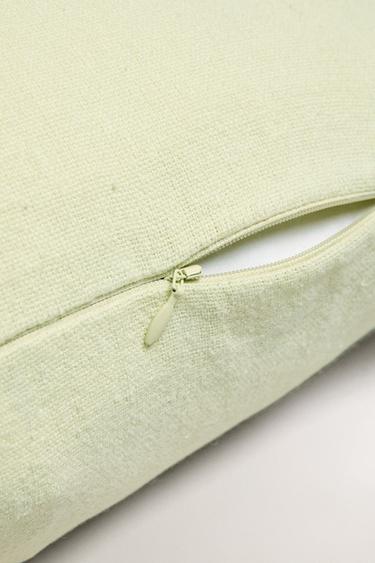 RECTANGULAR CUSHION COVER WITH LINE - Light green by Zara - Image 4
