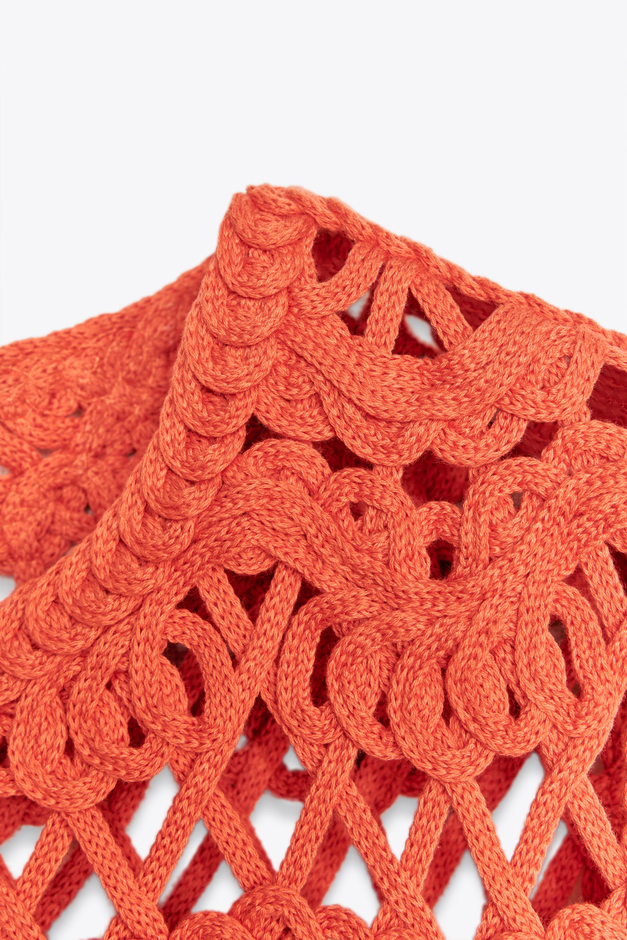FRINGED KNIT VEST