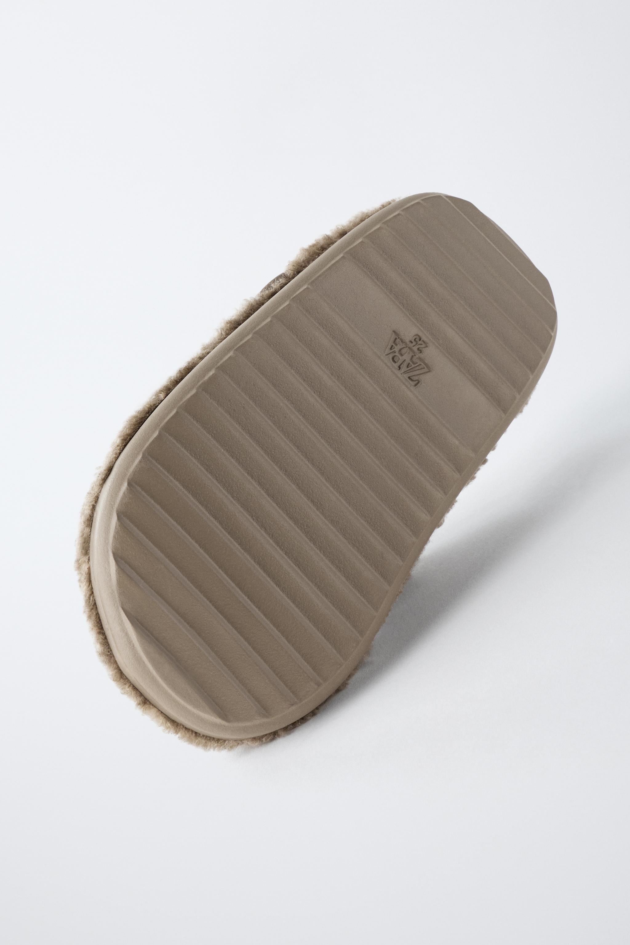 CHODAKI Z PSEM - Szary cielisty | ZARA Polska / Poland