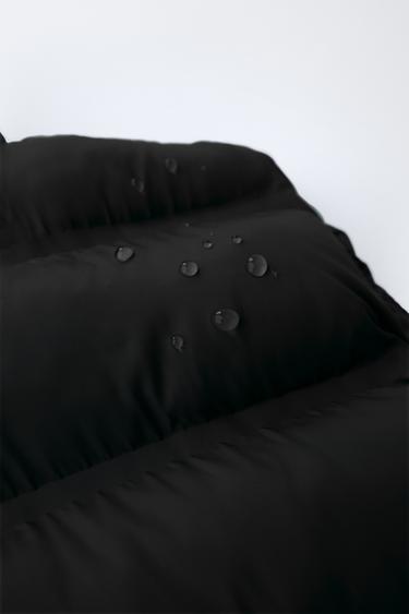 Zara ULTRALIGHT WATER REPELLENT VEST - Black