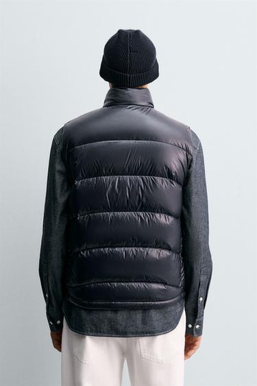 DOUDOUNE SANS MANCHES 100 % PLUMES DÉPERLANTE - Bleu marine foncé de Zara - Image 2