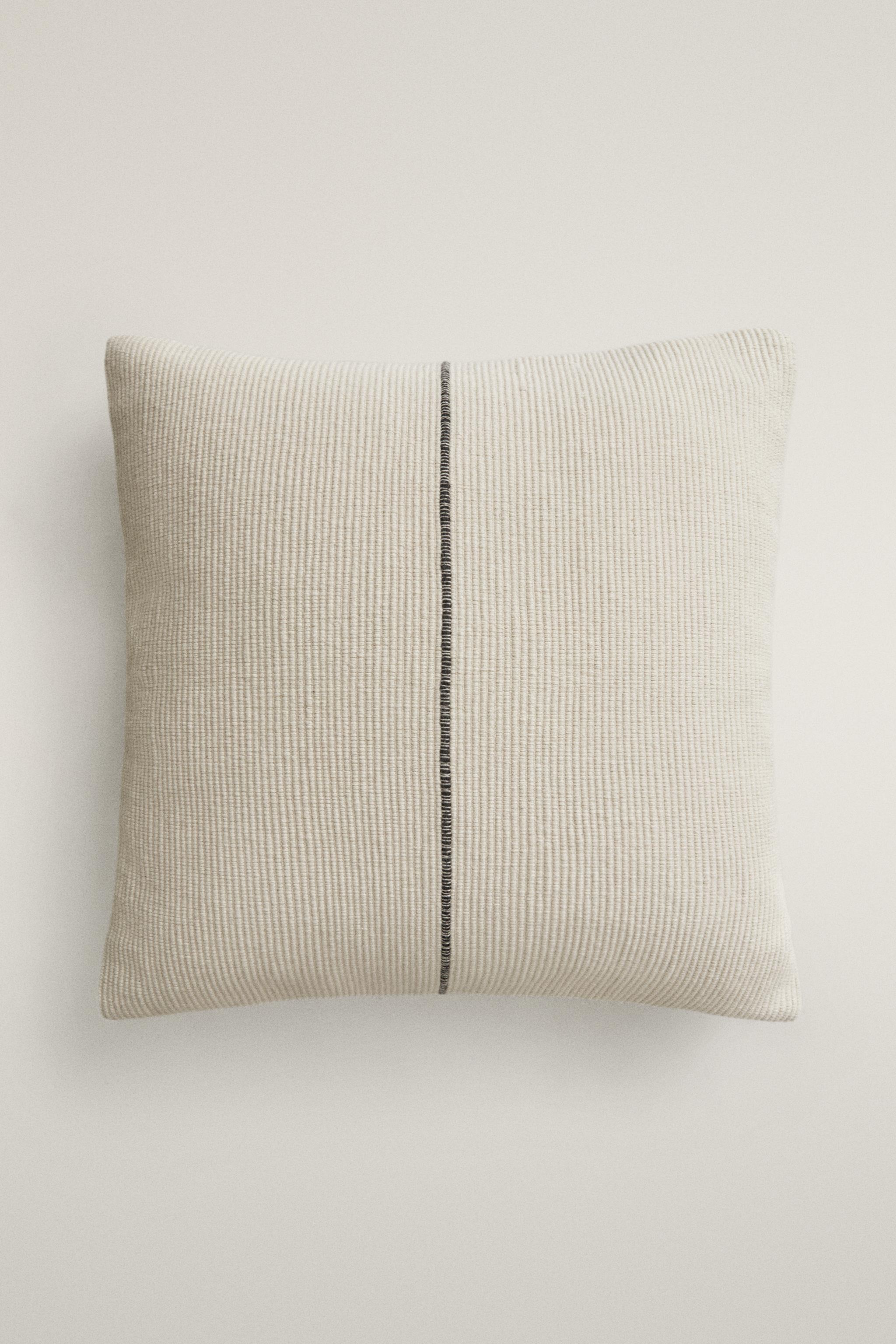 LINE THROW PILLOW COVER — Blue