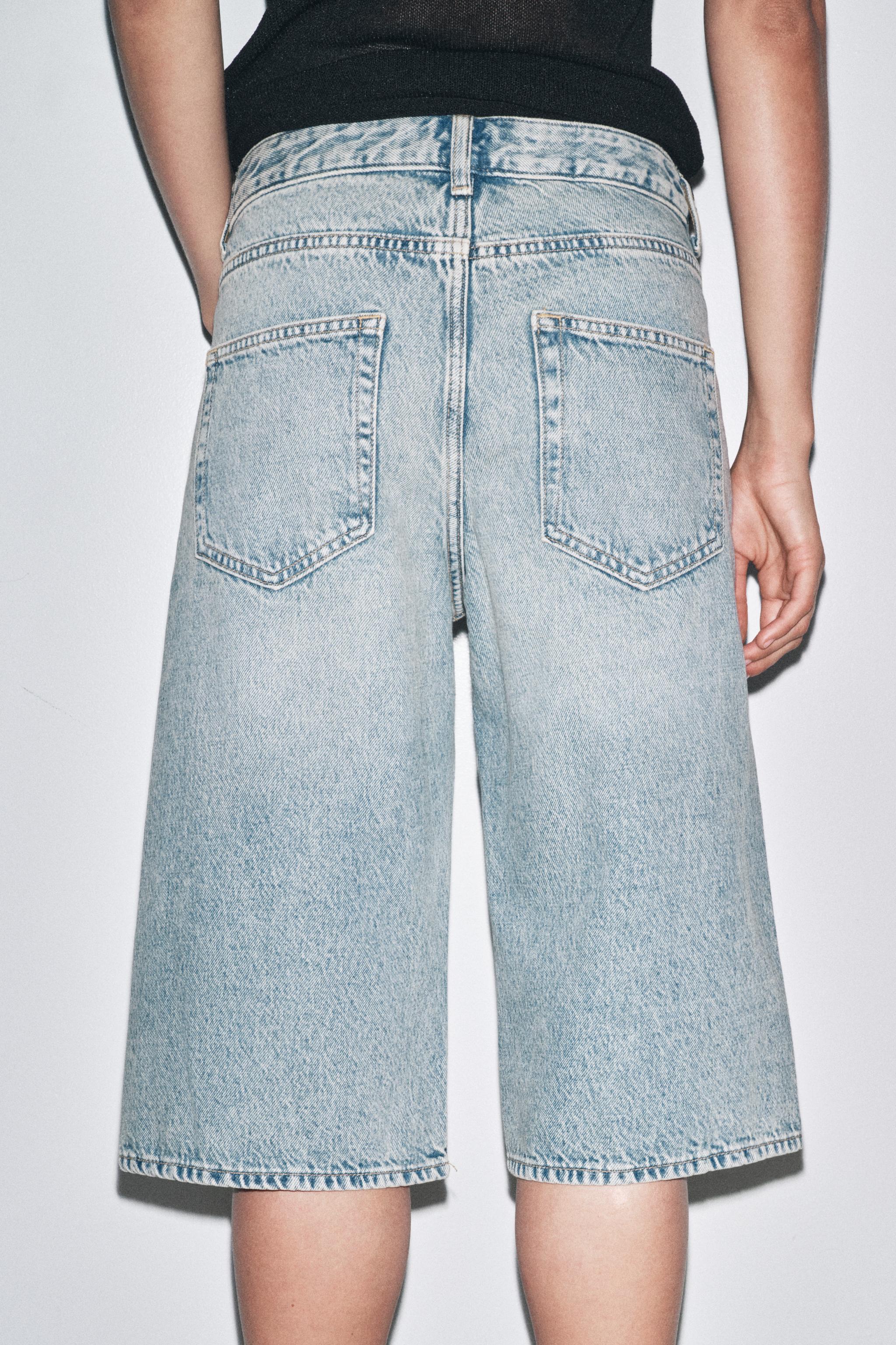 レディースブルーショートパンツ | ZARA 日本