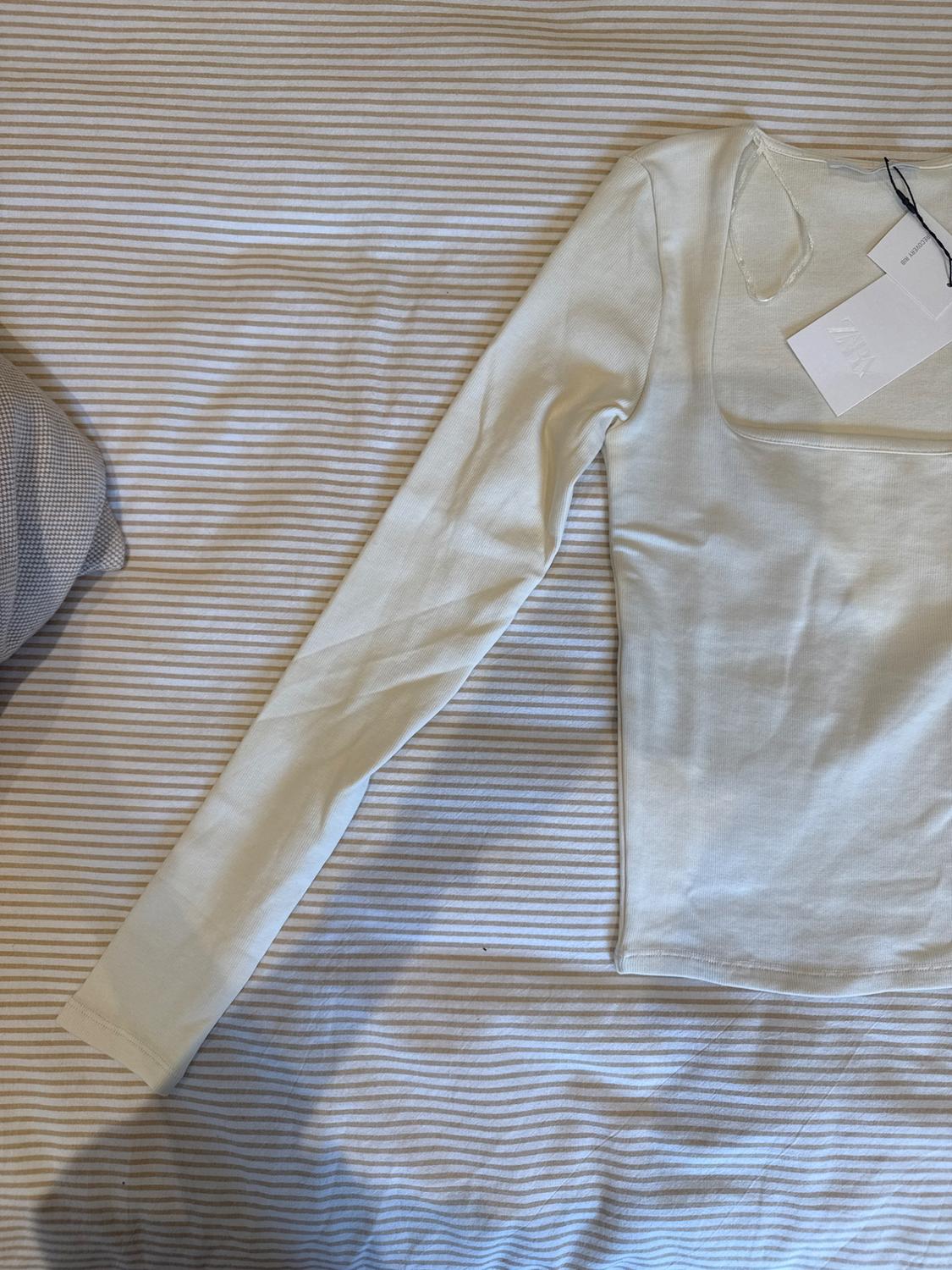 RIBBED T-SHIRT WITH SQUARE NECKLINE - Image 2