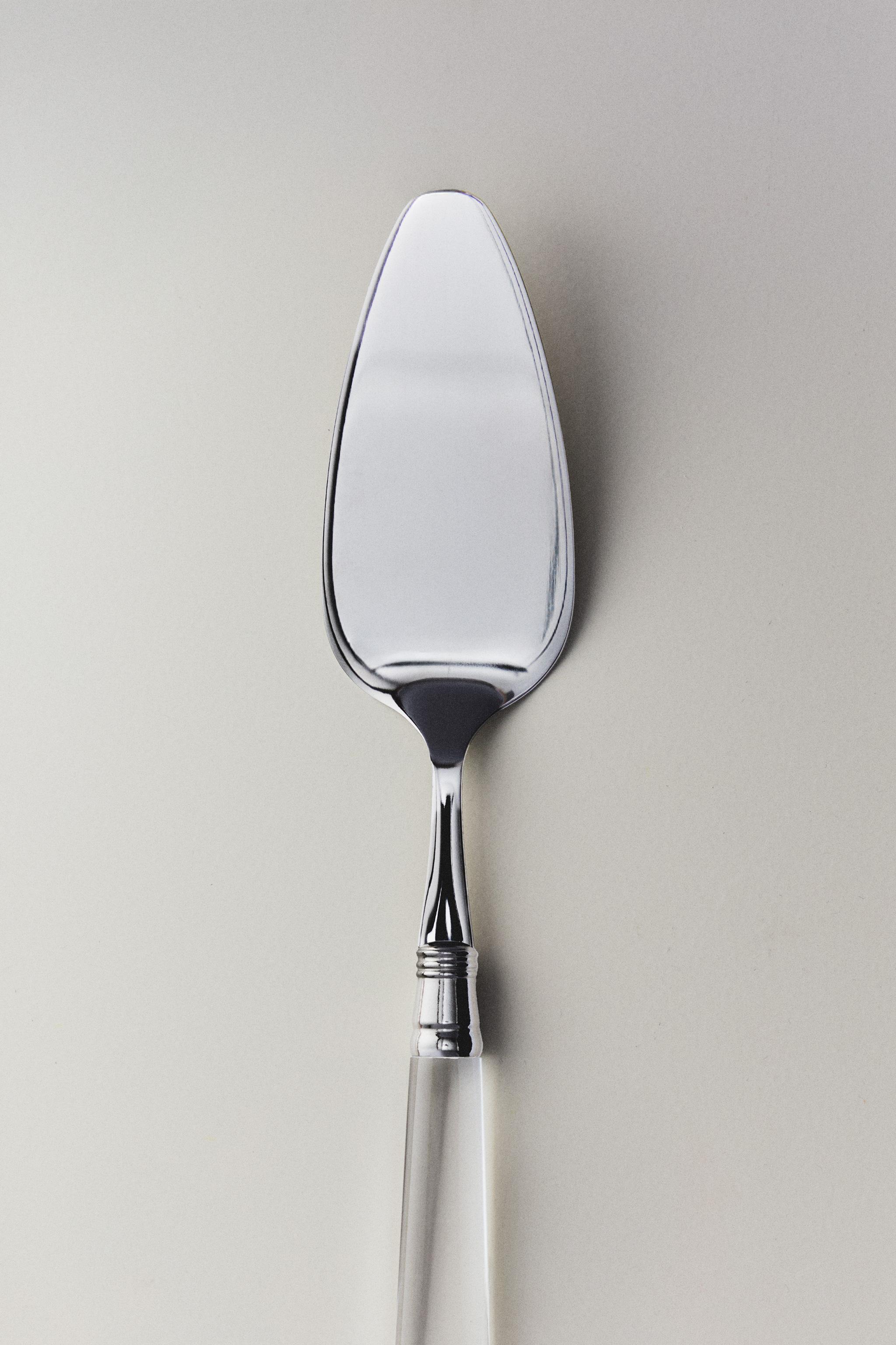CAKE SERVER WITH CLEAR HANDLE